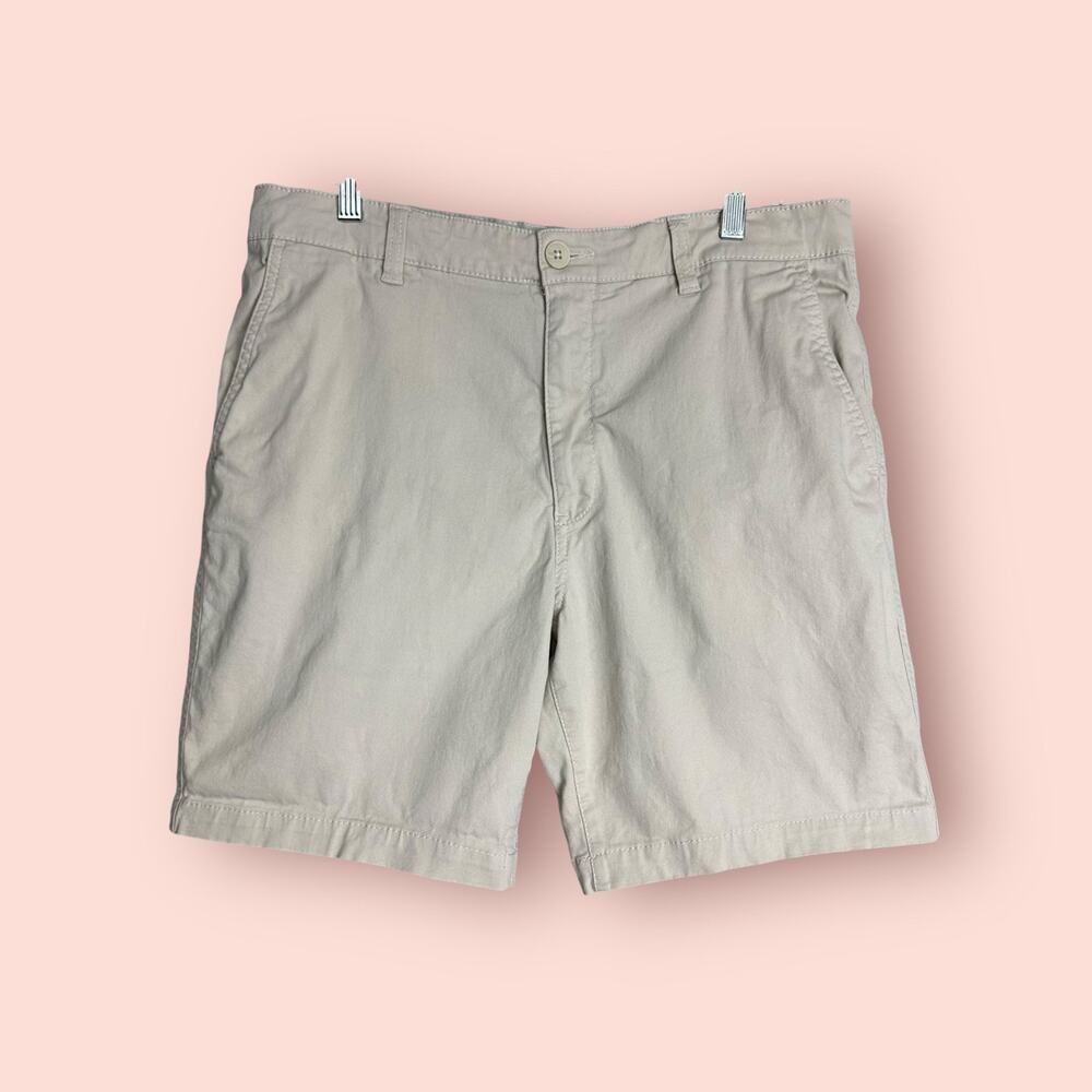 H&M Men’s Flat Front Khaki Shorts Chinos 7.5” Inseam Medium 34”